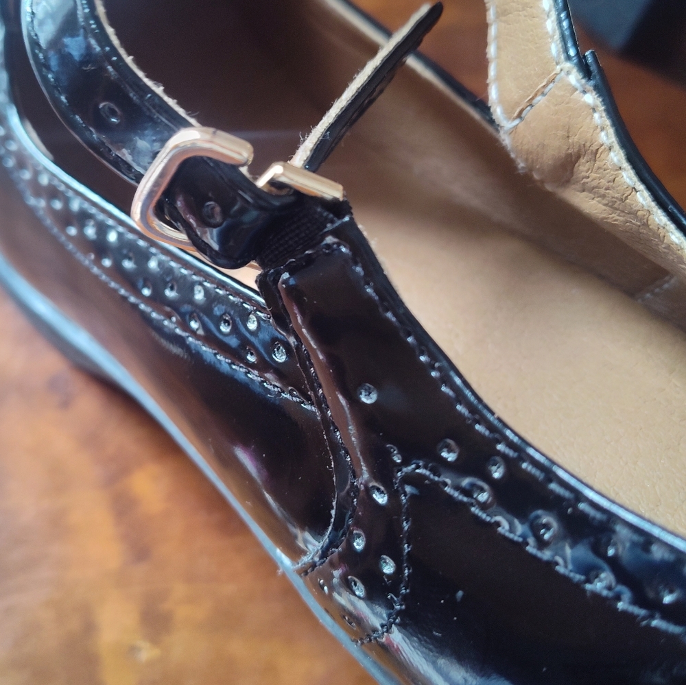 Dadawen faux patent leather chunky t-strap Mark Janes - Picture 6 of 6
